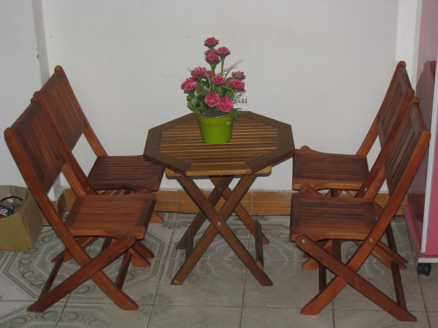 bàn ghế gỗ xếp cafe cũ
