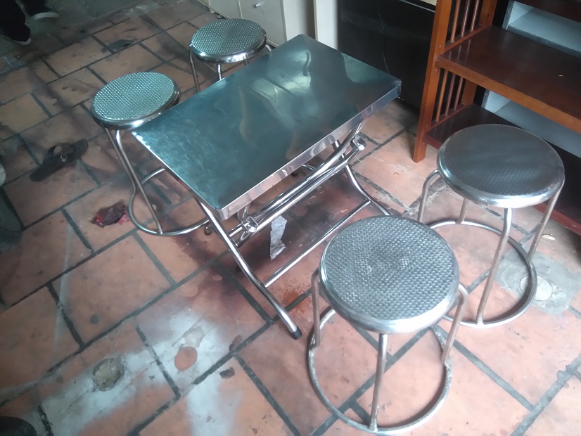 thanh lý bàn ghế inox quán ăn cũ