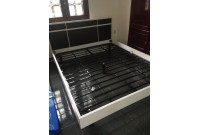 Thanh lý giường 1m6 khung sắt